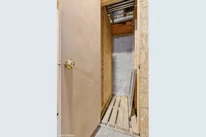 1069 W Foster Avenue #1C, Chicago, IL 60640 - Photo 16