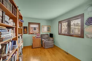 7101 Birch St, Bridgeview, IL 60455 - Photo 2