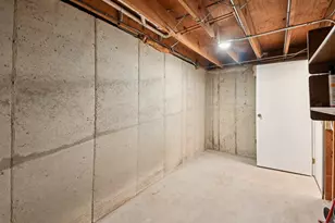 39161 N Holdridge Ave, Beach Park, IL 60099 - Photo 34