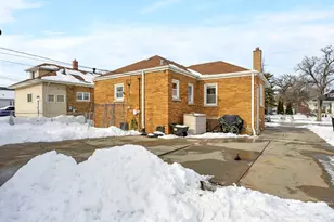 76 W 24th St, Chicago Heights, IL 60411 - Photo 8