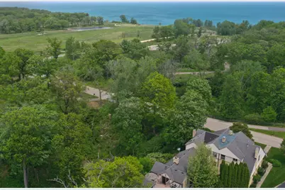 3760 Gilgare Lane #A, Highland Park, IL 60035 - Photo 2