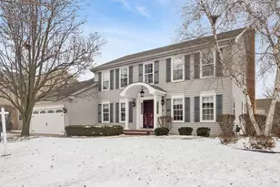 1995 Bridlewood Dr, Hoffman Estates, IL 60192 - Photo 1