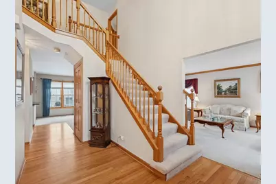 1995 Bridlewood Drive, Hoffman Estates, IL 60192 - Photo 2