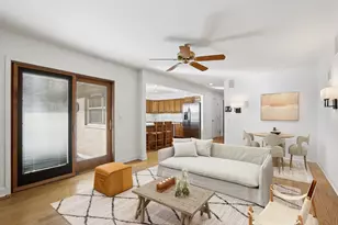 2019 E Avon Ln, Arlington Heights, IL 60004 - Photo 12