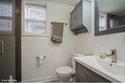 1508 W Erie Street #1, Chicago, IL 60642 - Photo 12