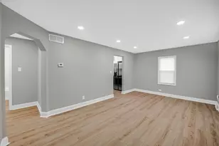 14517 St Louis Ave, Midlothian, IL 60445 - Photo 8
