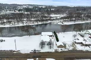 207 S 1st St, Oregon, IL 61061 - Photo 42