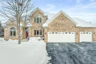 12375 Wildflower Ln, Belvidere, IL 61008 - Photo 1