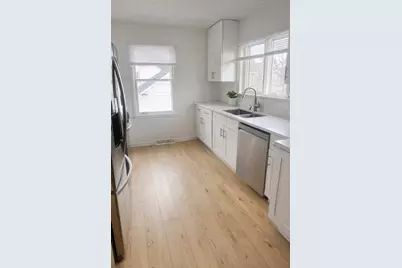 578 Ivy Court, Lake Forest, IL 60045 - Photo 2