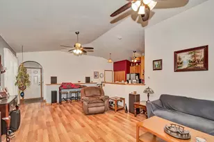 6719 Pine Lake Dr, Tinley Park, IL 60477 - Photo 4