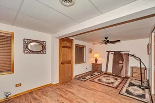 6719 Pine Lake Dr, Tinley Park, IL 60477 - Photo 18