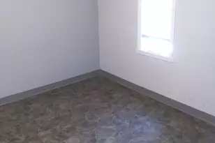 2722 10th St, Rockford, IL 61109 - Photo 6