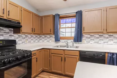 2713 Essington Street, Bloomington, IL 61705 - Photo 16