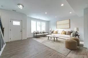 1061 Green Bay Rd, Lake Bluff, IL 60044 - Photo 4