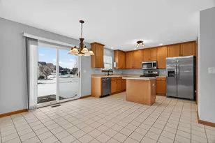 1509 Donegal Dr, Minooka, IL 60447 - Photo 10