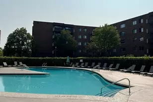 850 Wellington Ave, Elk Grove Village, IL 60007 - Photo 6