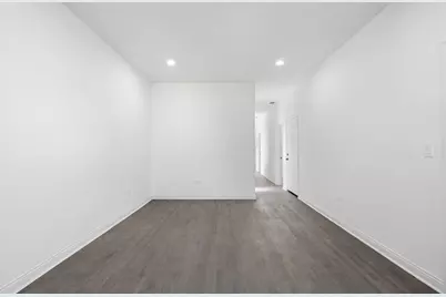 2408 S Trumbull Avenue, Chicago, IL 60623 - Photo 4