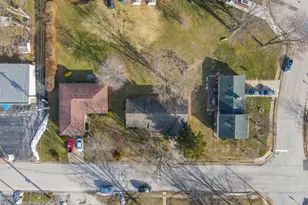 165 E Baker St, Manteno, IL 60950 - Photo 36