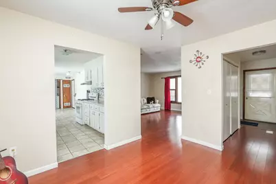 165 E Baker Street, Manteno, IL 60950 - Photo 10