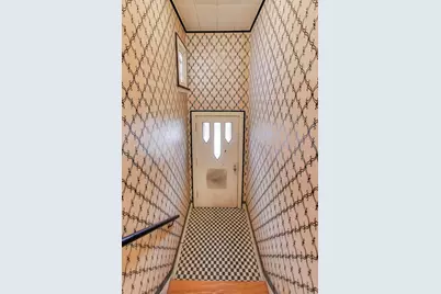 1601 Sherman Place, Des Plaines, IL 60016 - Photo 2