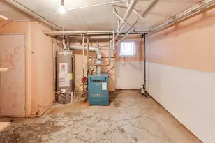 1601 Sherman Pl, Des Plaines, IL 60016 - Photo 32