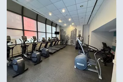 211 E Ohio Street #2405, Chicago, IL 60611 - Photo 14