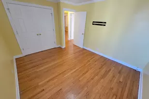 2950 W Arthur Ave, Chicago, IL 60645 - Photo 12