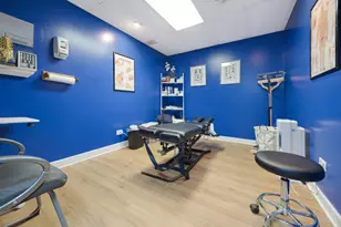 7361 North Ave, River Forest, IL 60305 - Photo 14