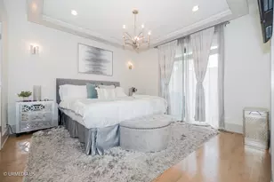 1221 E 46th St, Chicago, IL 60653 - Photo 12