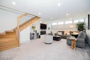 1221 E 46th St, Chicago, IL 60653 - Photo 24