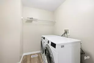 728 Old Checker Rd, Buffalo Grove, IL 60089 - Photo 20