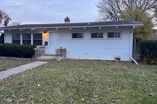 7100 Wilson Terrace, Morton Grove, IL 60053 - Photo 2