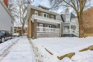 2038 E 73rd St, Chicago, IL 60649 - Photo 1