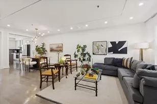 [Address not provided], Chicago, IL 60630 - Photo 2