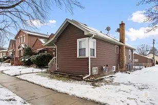 5404 S 72nd Ct, Summit, IL 60501 - Photo 2