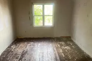 6643 S Wood St, Chicago, IL 60636 - Photo 4