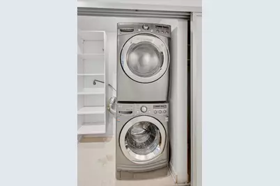 2 E Erie Street #1905, Chicago, IL 60611 - Photo 22