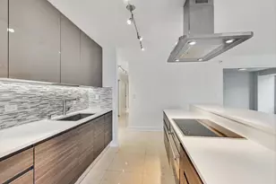 2 E Erie St, Chicago, IL 60611 - Photo 6