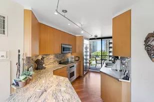 1410 N State Pkwy, Chicago, IL 60610 - Photo 12