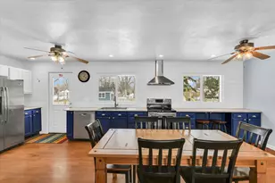 2218 S Mattis Ave, Champaign, IL 61821 - Photo 14