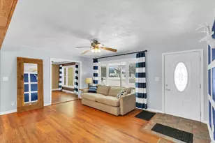 2218 S Mattis Ave, Champaign, IL 61821 - Photo 8