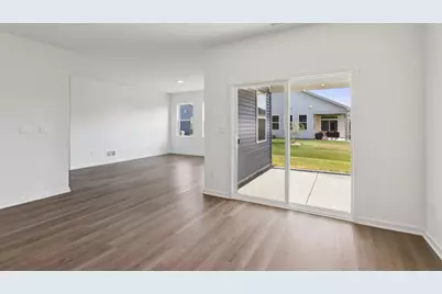 6290 Redwood Trail, Wonder Lake, IL 60097 - Photo 4