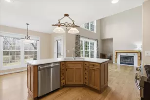 529 Springwood Ave, East Dundee, IL 60118 - Photo 16