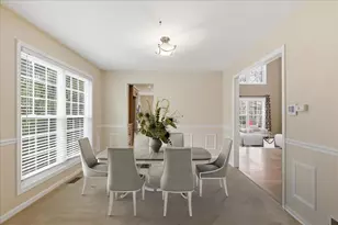 529 Springwood Ave, East Dundee, IL 60118 - Photo 8