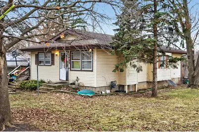 1425 Washington Street, Lake in the Hills, IL 60156 - Photo 2