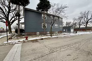 4500 S Wells St, Chicago, IL 60609 - Photo 2