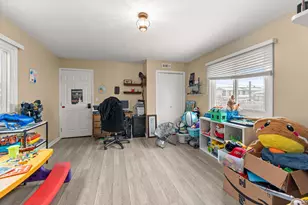 6036 Rob Roy Dr, Oak Forest, IL 60452 - Photo 10