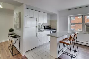 4950 N Marine Dr, Chicago, IL 60640 - Photo 8