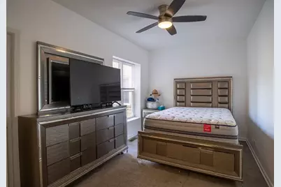 108-10 N Hamlin Avenue, Chicago, IL 60624 - Photo 14