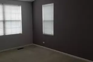 124 E Bailey Rd, Naperville, IL 60565 - Photo 4